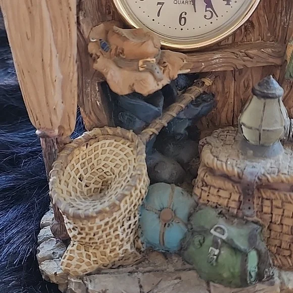 VINTAGE  RESIN  FISHING 🎣 BOAT ⏰️  CLOCK. - Picture 11 of 11